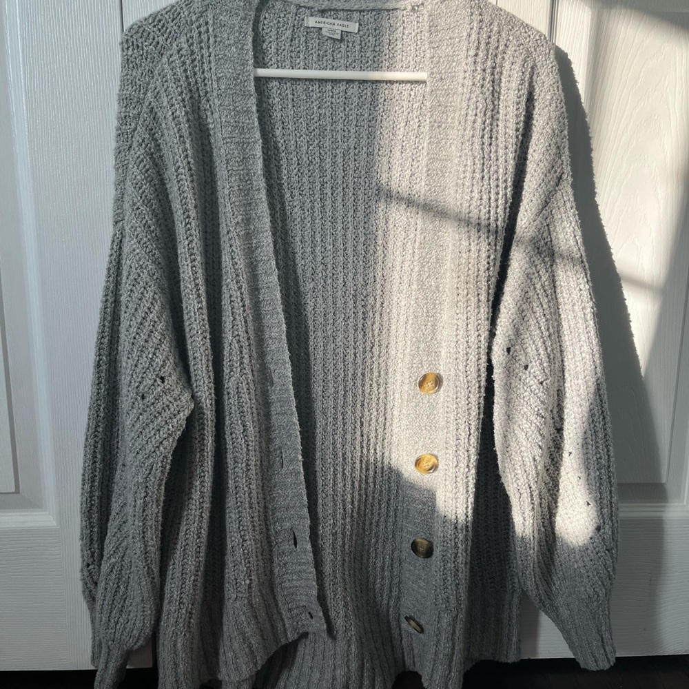 grey American Eagle cardigan